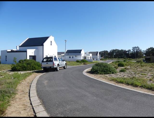 LAND FOR SALE IN BRITANNIA BAY